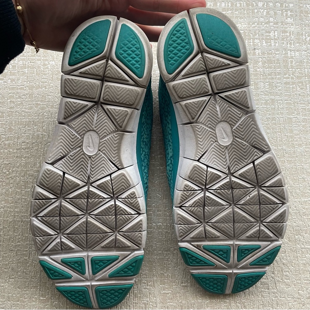 EUC - NIKE FREE 5.0 TR FIT 4 Hyper Turquoise Crossfit Women's 8 Sneaker - Picture 6 of 11